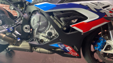 BMW M1000 RR
